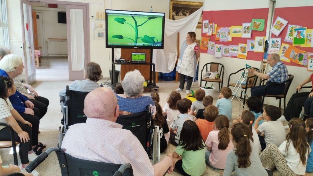 Fem Vincles - Mirant video planta
